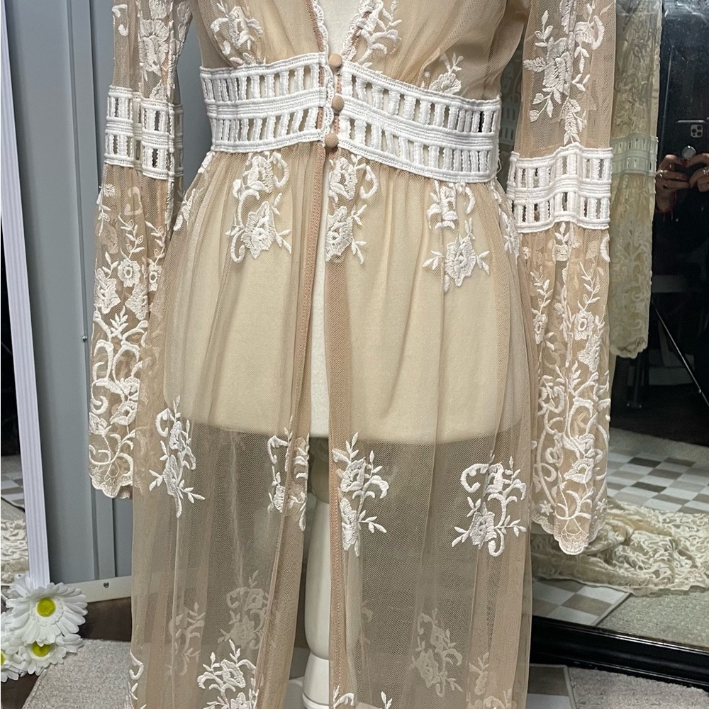 Forever 21 Beige and White Embroidered Long Sleeve Dress
